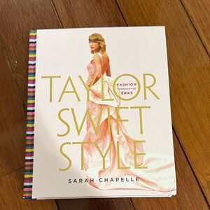 Taylor Swift Style Book - Eras